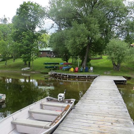 Bondi Village Cottage Resort Lake of Bays Экстерьер фото