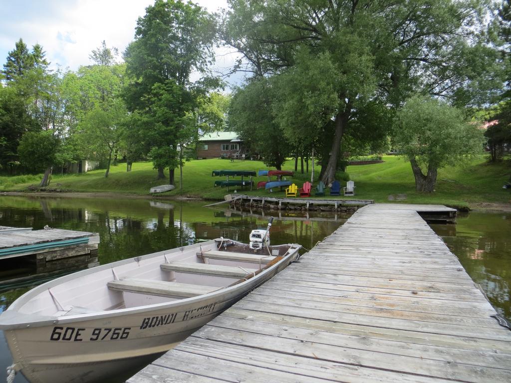 Bondi Village Cottage Resort Lake of Bays Экстерьер фото