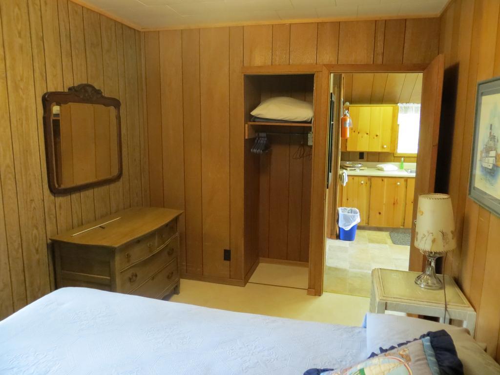 Bondi Village Cottage Resort Lake of Bays Экстерьер фото