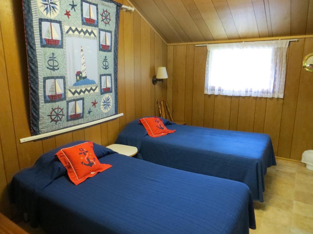 Bondi Village Cottage Resort Lake of Bays Экстерьер фото